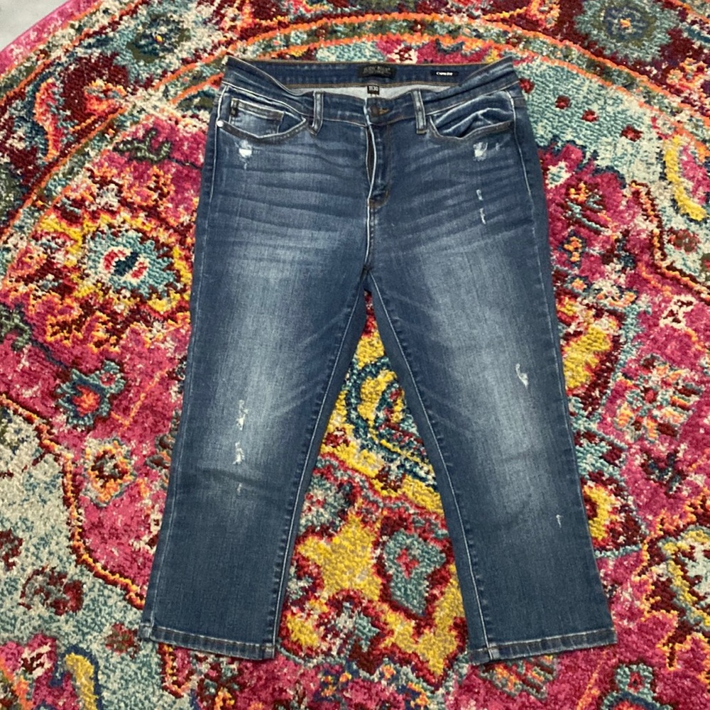 Judy Blue Capris